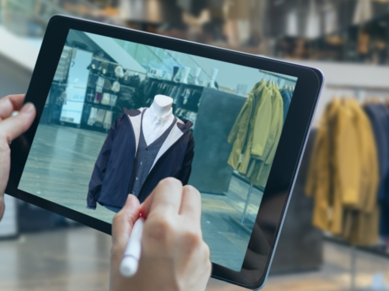 Retail - digital shopping of cloths