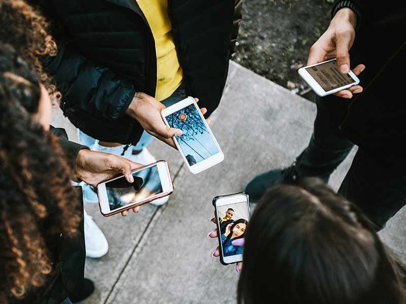 Telecom-mobile-phones