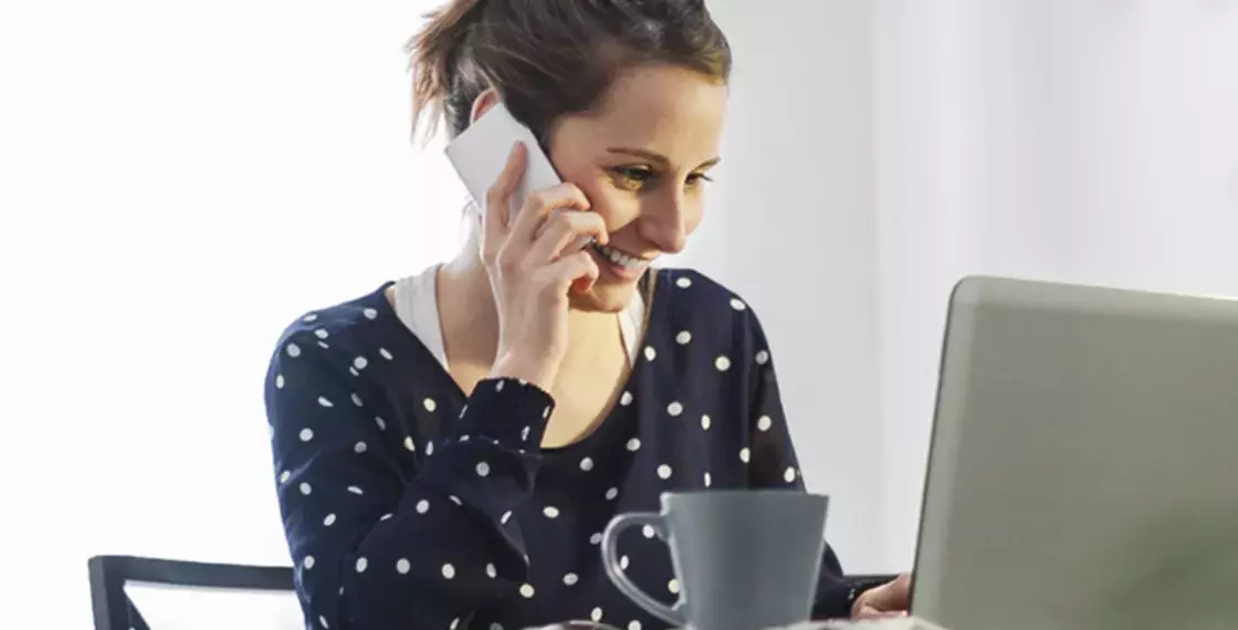 Assisted customer conversations