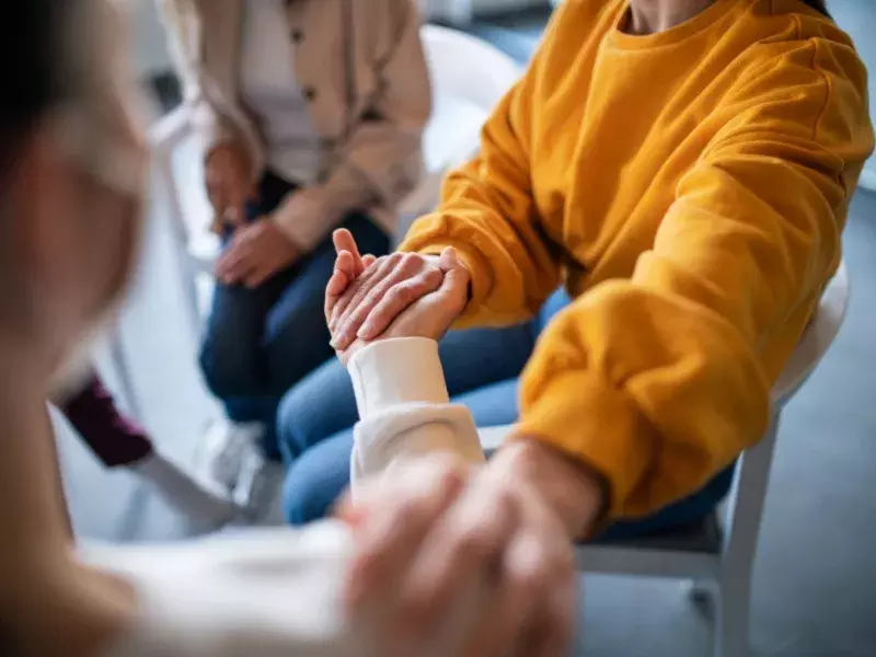 women giving therapy